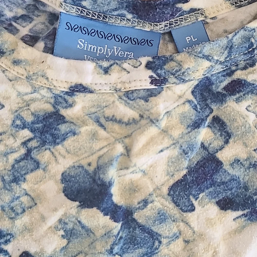 Multi-color blue tee - Picture 2 of 3